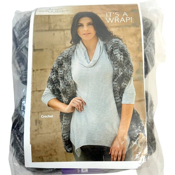 Annies Hook & Needle Kit Club Crochet Kit "Its A Wrap" - New - Picture 1 of 9